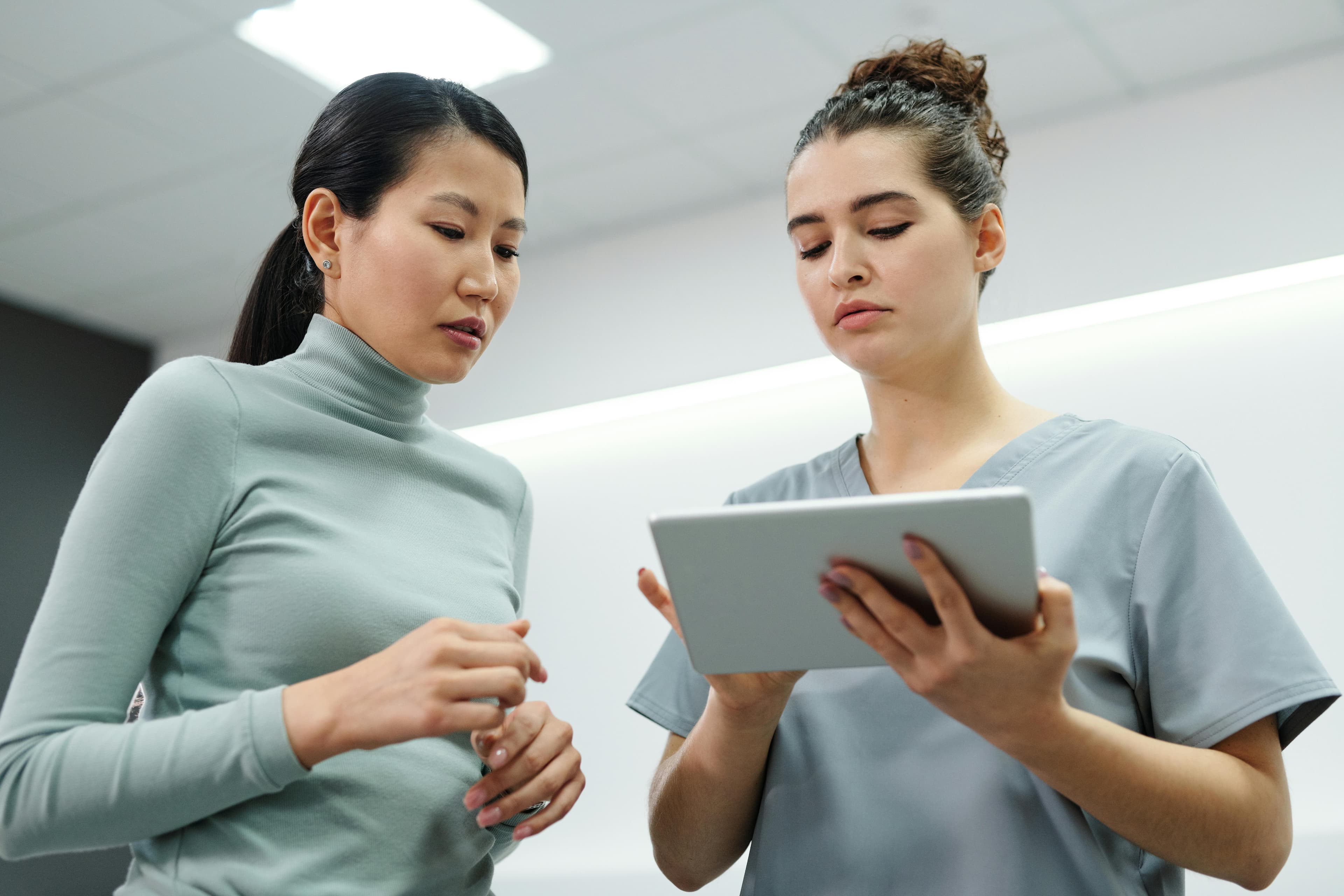 How U.S. Healthcare Clinics Use Automation to Boost Accuracy and Care Quality
